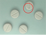 Imaging stains on tablets